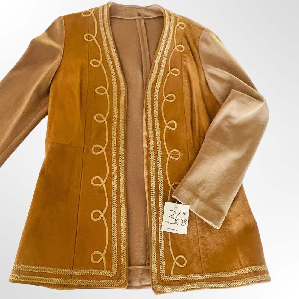 Vintage 70s Suede Leather Blazer with Soutache Embroidery & Contrast Sleeves - Picture 5 of 8